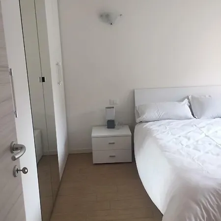 Residenza Redipuglia * ブッソレンゴ