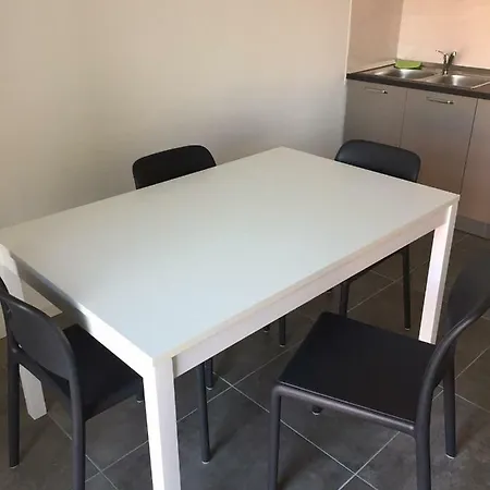 Residenza Redipuglia * ブッソレンゴ