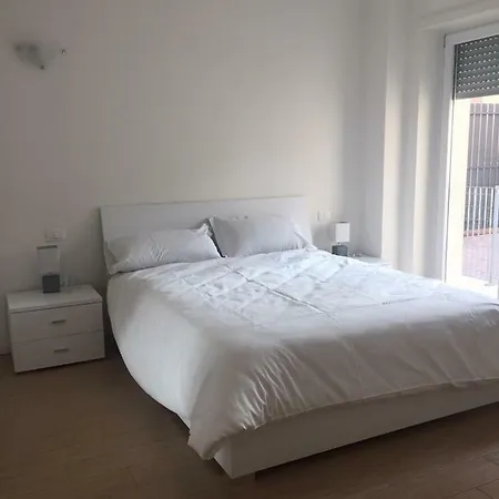 Residenza Redipuglia * ブッソレンゴ