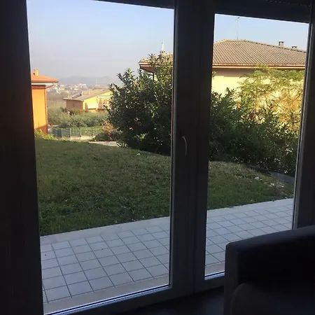 Residenza Redipuglia アパート ブッソレンゴ